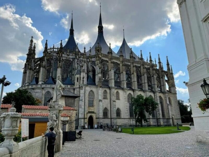 From Prague: Day Trip to Kutna Hora with Czech Lunch - Key points / Takeaways