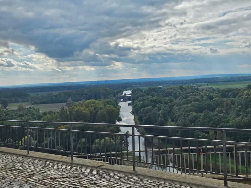 From Prague: Dresden, Moritzburg Castle & Meissen Day Tour - What Makes This Tour Worth Considering?