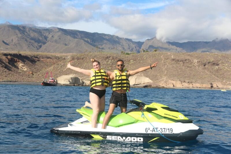 From Puerto Colon : 1 hour adrenaline JetSki tour - Practical Tips for Your Jet Ski Adventure