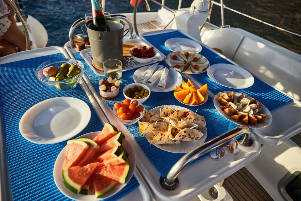 From Puerto De Mogán: Sailboat Trip With Food and Drinks - Things To Know