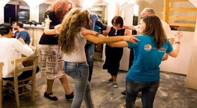 From Rethymno: Cretan Night Music, Food & Dancing - Who Will Love This Tour?