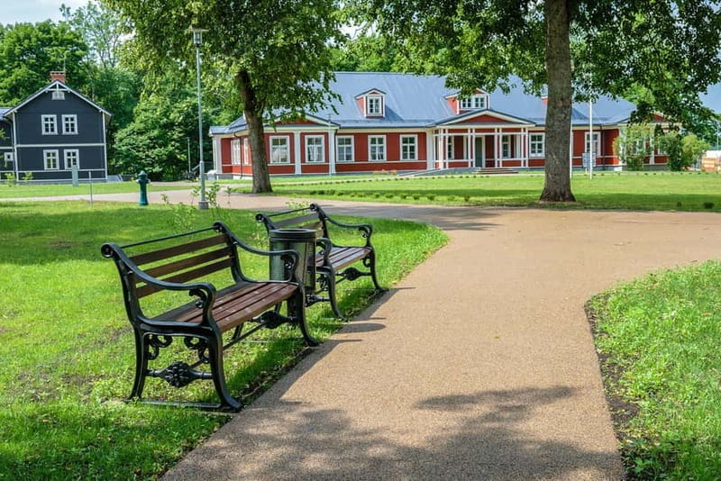 From Riga: Csis, Sigulda & Turaida Castle Tour - Price and How It Compares to the Experience