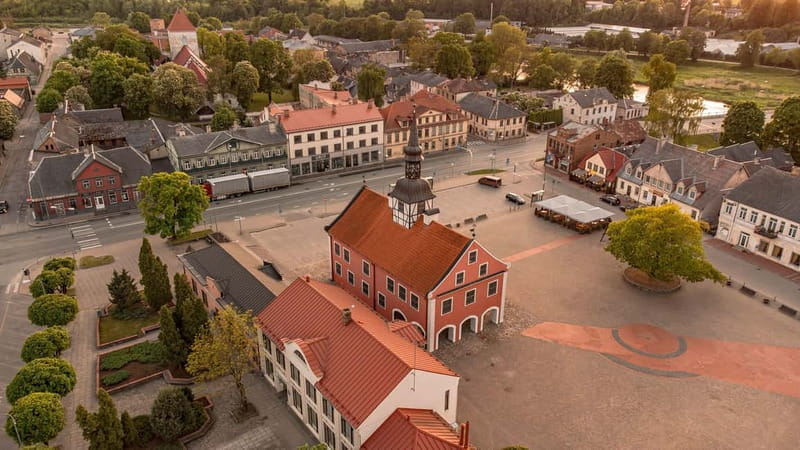 From Riga: Hill of Crosses, Rundale &Bauska Private Day Trip - Who Should Consider This Tour?