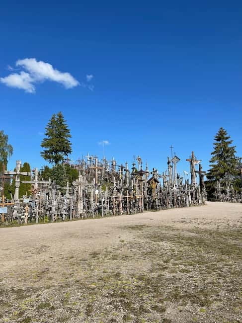 From Riga: Trip to the Hill of Crosses and Pearls of Jelgava - Key points / Takeaways