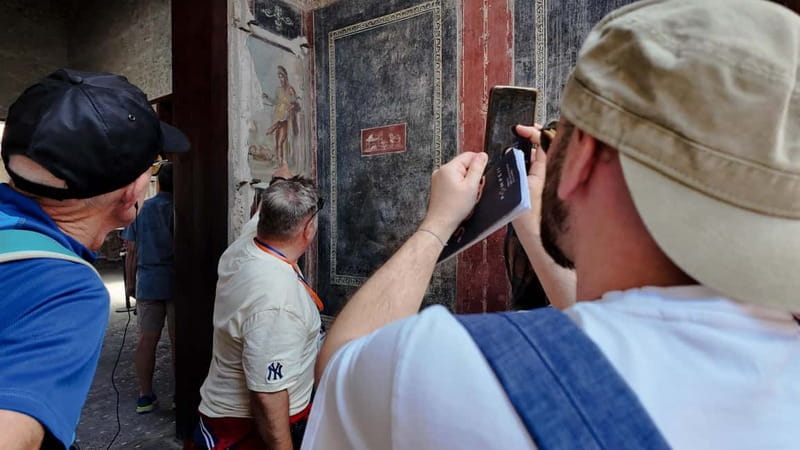 From Rome: Pompeii Ruins Tour with Expert Guide & Fast Train - Practical Tips for Travelers