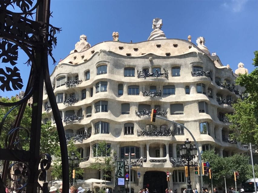 From Salou: Full Day Barcelona Panoramic Tour With Free Time - Tour Highlights and Key Sights
