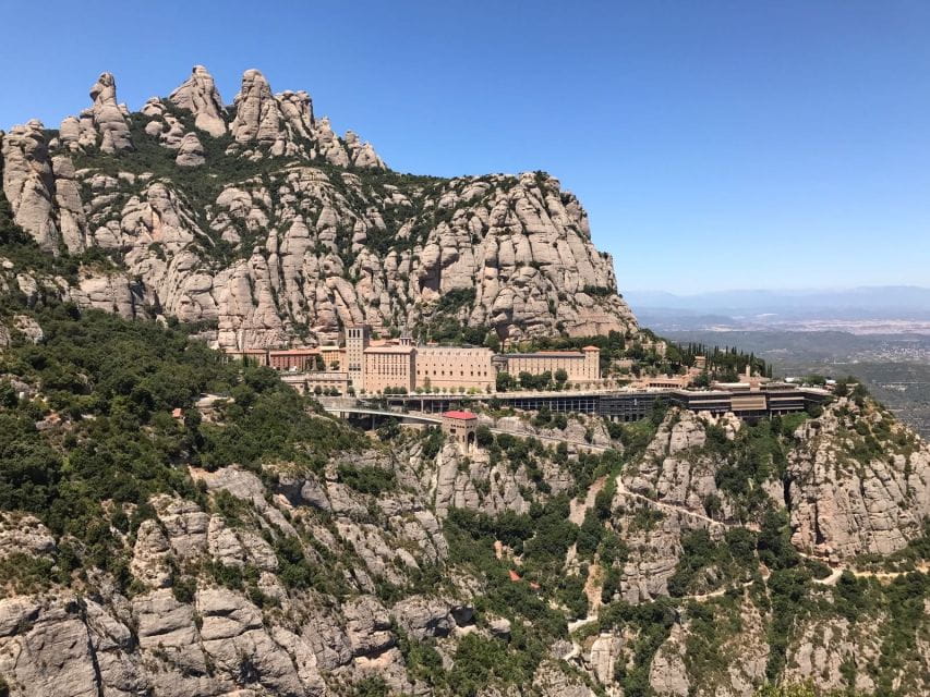 From Salou: Montserrat Monastery and Colonia Güell - Itinerary Highlights