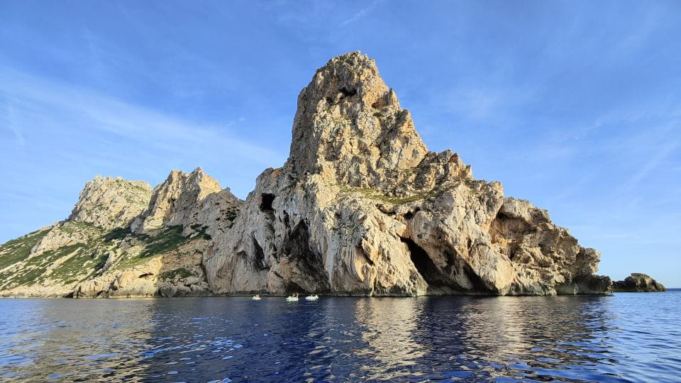 From San Antonio: 1.5-Hour Jet Ski Tour to Es Vedra - Tour Itinerary and Highlights