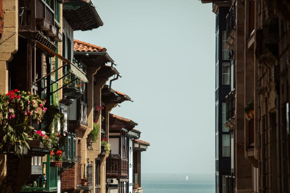 From San Sebastian: Hondarribia Sightseeing and Pintxos - Logistics and Inclusions