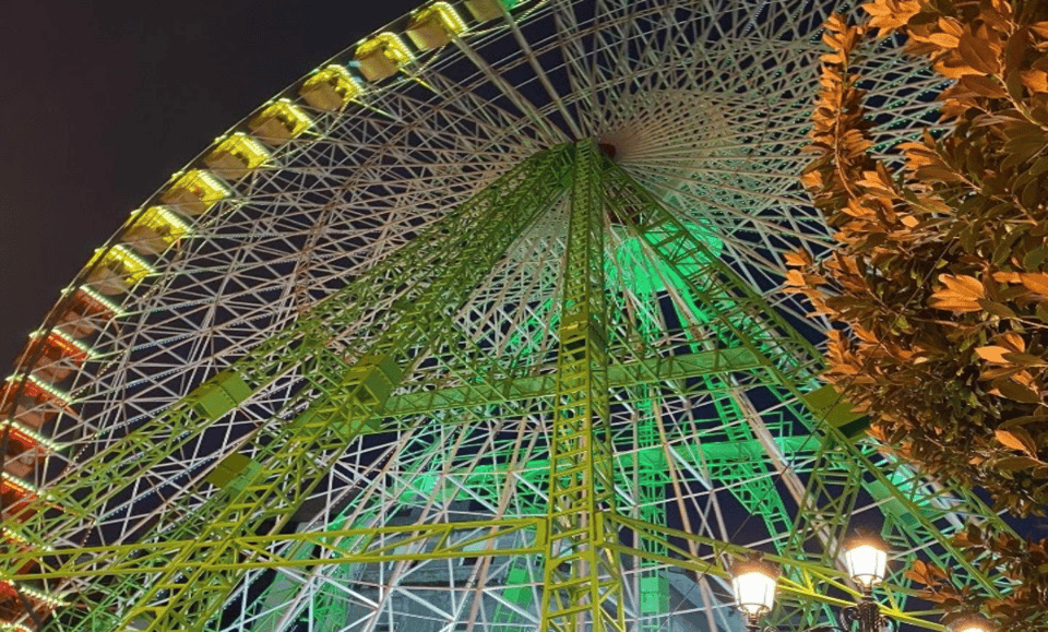 From Santiago: Christmas Lights of Vigo And Pontevedra - Christmas Atmosphere