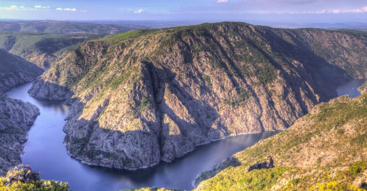 From Santiago: Ribeira Sacra History & Art Trip With Cruise - Itinerary Highlights