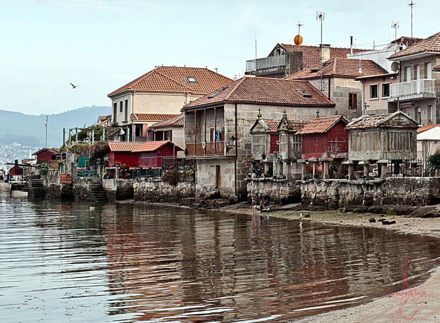 From Santiago: Tour to Rias Baixas With Boat, Seafood & Wine - Rias Baixas With Boat, Seafood & Wine