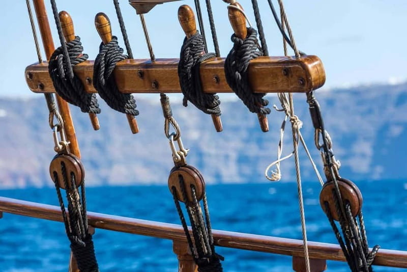 From Santorini: Volcano Cruise With Oia Sunset - Key Points / Takeaways