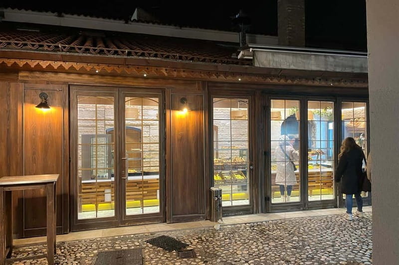 From Sarajevo to Umoljan, Bilici Lake & Bosnian Food Tasting - Price and Logistics