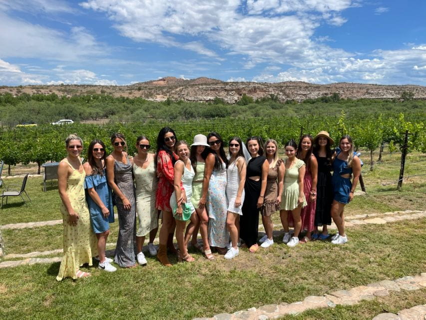 From Scottsdale: Verde Valley Winery Tour With Picnic - Visiting the Wineries