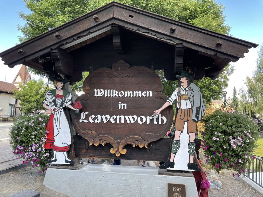From Seattle/Kirkland/Bellevue: Exclusive Leavenworth Tour - Itinerary