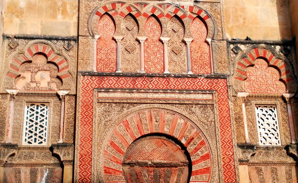 From Seville: Full-Day Essential Córdoba Tour - Tour Duration and Schedule