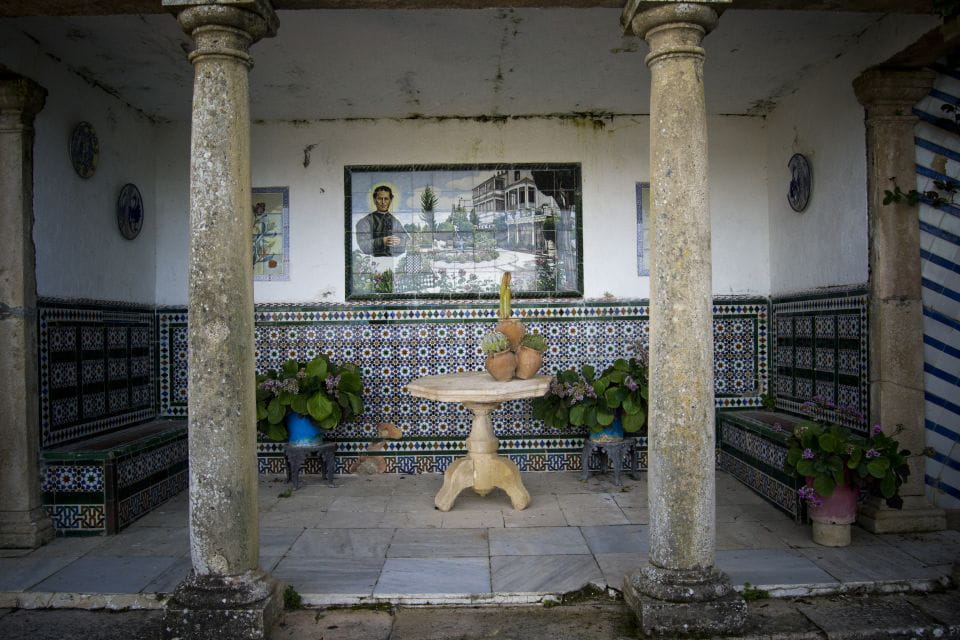 From Seville: White Villages and Ronda Full-Day Trip - Zahara De La Sierra