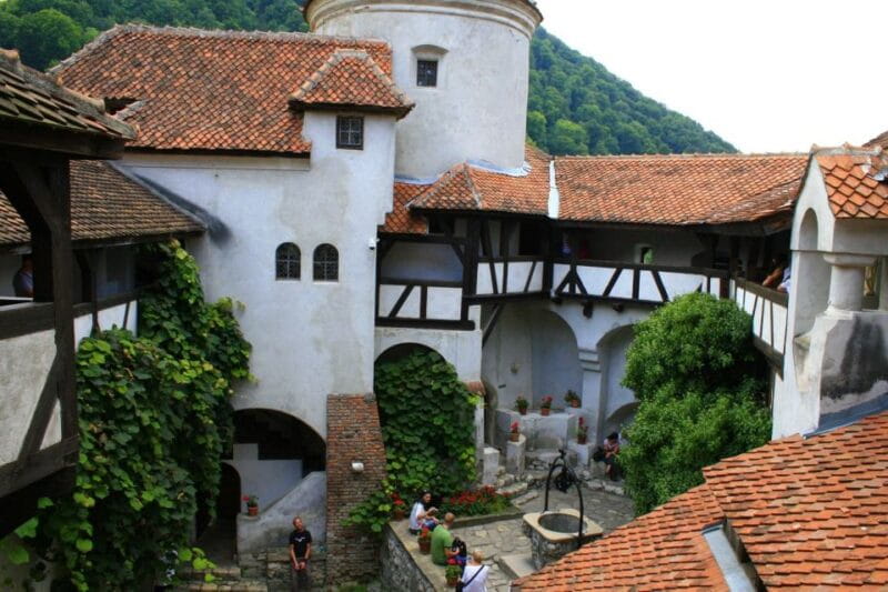 From Sibiu: Day Tour to Brasov and Dracula's Castle - Exploring the Journey from Sibiu to Brasov and Bran Castle