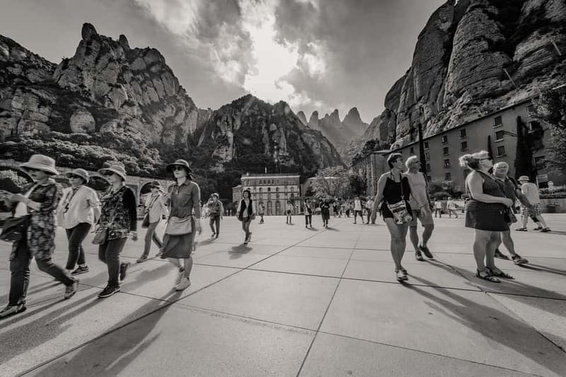 From Sitges: Montserrat, Lunch and Winery with Hotel Pick Up - Key Points / Takeaways