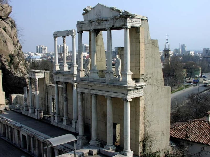 From Sofia: Full-Day Tour to Plovdiv and Asen's Fortress - Logistics, Comfort, and Group Dynamics