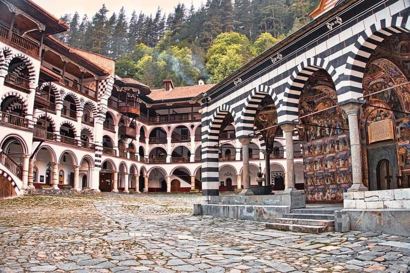 From Sofia: The Seven Rila Lakes & Rila Monastery Day Tour - Key Points / Takeaways