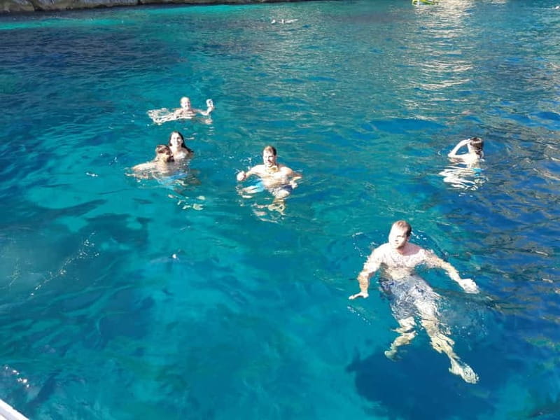 From Sorrento: Capri Small Group Boat Tour with 8 people - The Sum Up