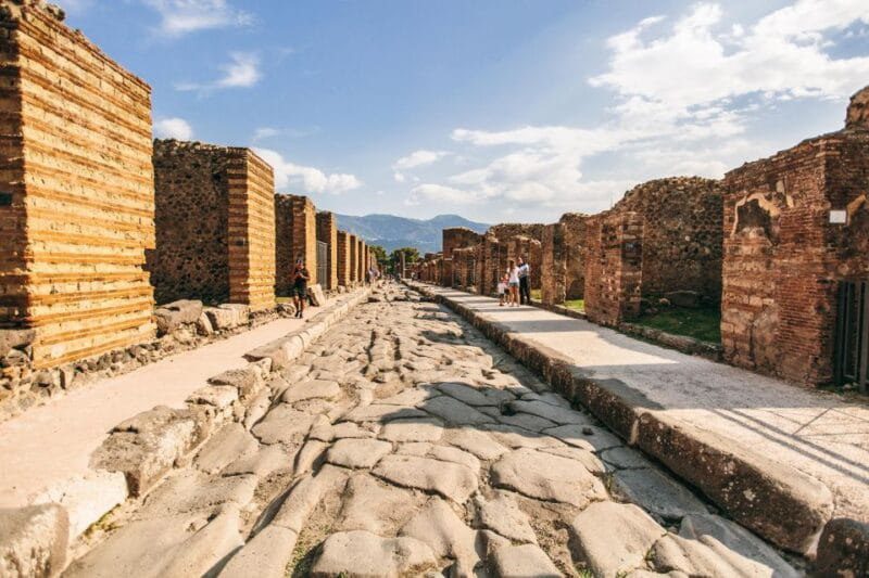 From Sorrento: Pompeii with an Archaeological Guide & Ticket - Highlights of the Pompeii Ruins Tour