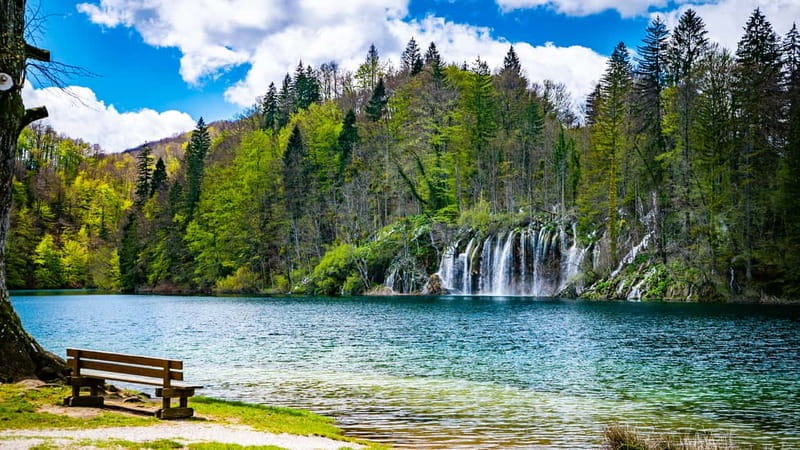 From Split: Plitvice Lakes Guided tour - The Main Attractions: Waterfalls, Lakes, and Veliki Slap