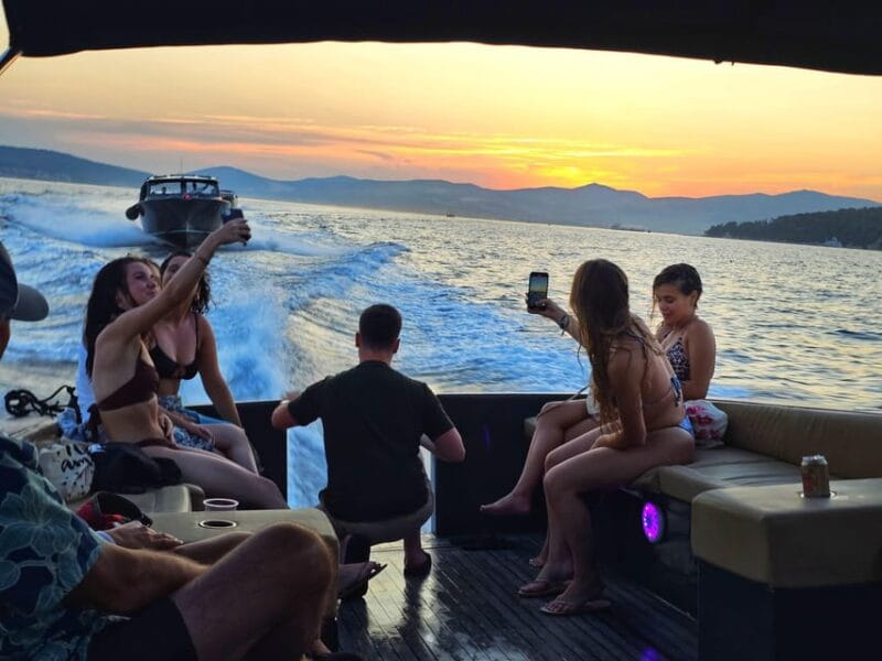 From Split: PRIVATE Sunset Powerboat Cruise with Drinks - The Scenic Journey: Coastline, Caves, and Islands
