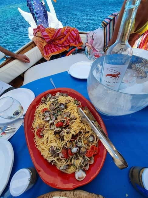 From Stintino: wooden boat excursion to Asinara Island - FAQ