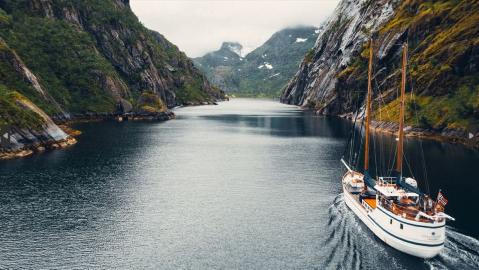 From Svolvær: Lofoten Islands Luxury Trollfjord Cruise - Personalized Service and Local Guidance
