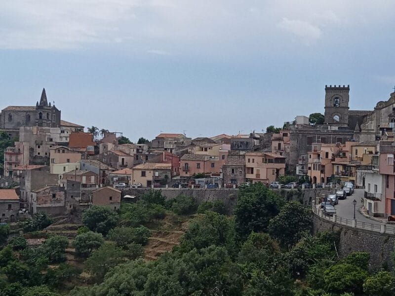 From Taormina or Messina Harbor: Private Godfather Tour - FAQ