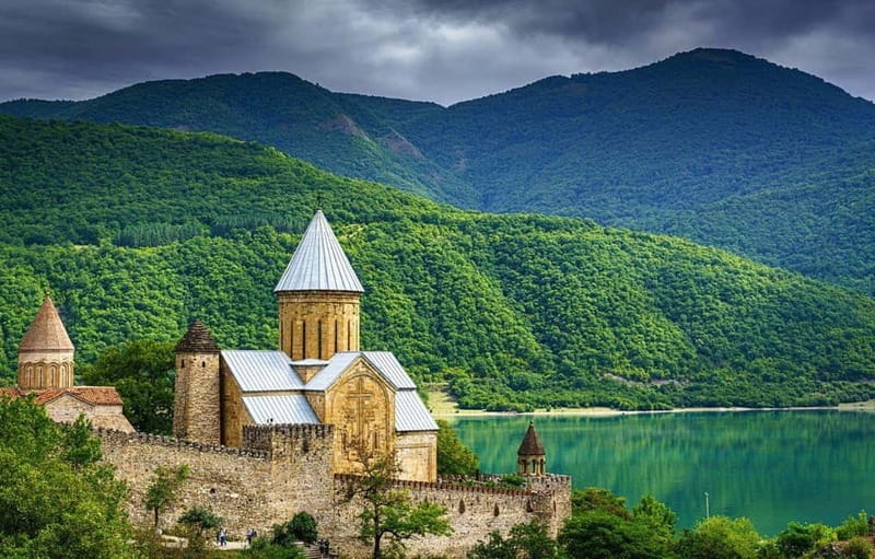From Tbilisi: Ananuri Fortress and Kazbegi Day Trip - Pasanauri and Gearing Up for Mountain Views