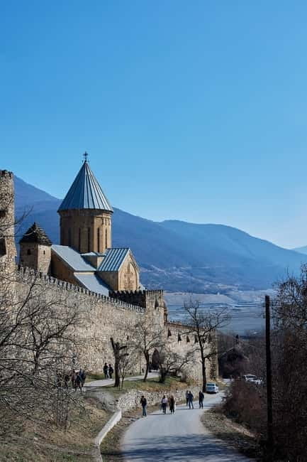 From Tbilisi: Ananuri, Gudauri, and Kazbegi Tour with Guide - FAQ