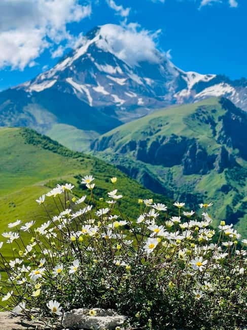 From Tbilisi: Day Trip to Kazbegi - Key points / Takeaways