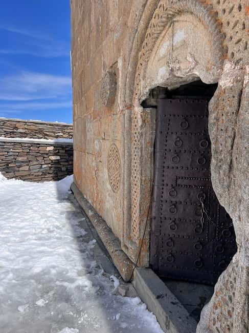 From Tbilisi: Kazbegi Day Trip with Ananuri & Gudauri - Entering Georgia’s Mountain Heart: The Itinerary Breakdown