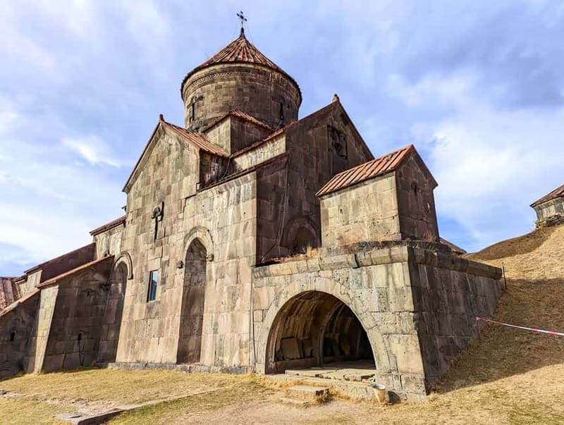 From Tbilisi: Private Northern Armenia Highlights Tour - Sanahin Monastery: The Final Religious Landmark