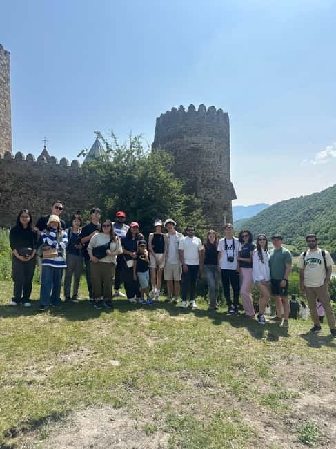 From Tbilisi to Kazbegi Gudauri And HotelPickup GuidedGroup - Exploring the Scenic Stops: A Closer Look