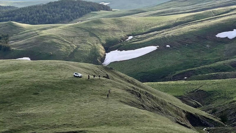 From Tbilisi: Tsalka Hills Off-Road Jeep Tour with BBQ - Who Should Consider This Tour?