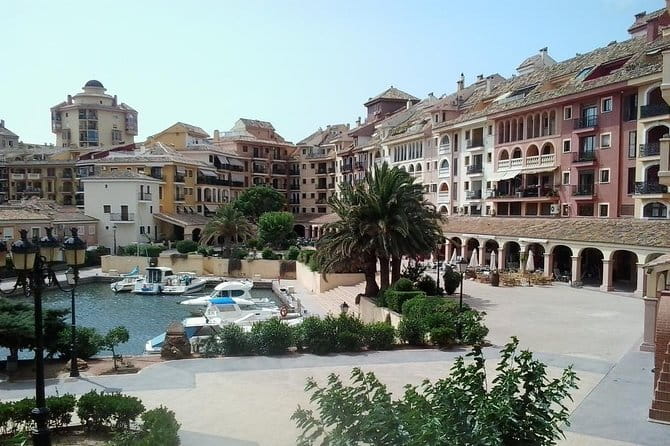 From the Old Town to the City of Arts  Small Group Bike Tour - Exploring Valencia on Two Wheels: A Deep Dive