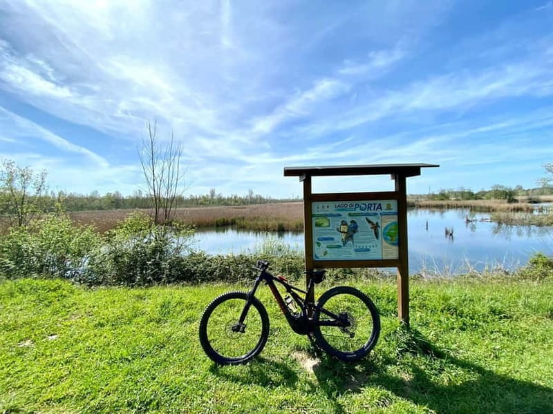 From the sea to the Apuan Alps:EBike Tour on Mount Folgorito - Descending into Massa and the Malaspina Castle