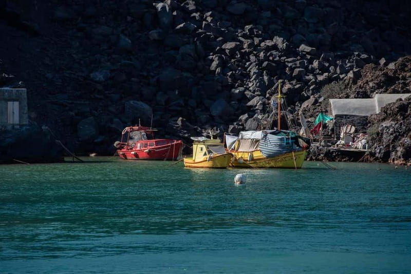 From Thera: Thirasia Cruise w/ Volcano Hike and Hot Springs - Who Will Love This Tour?