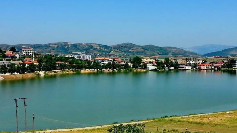 From TIRANA: Berat Full Day Tour, Belshi Lake included - Key points / Takeaways: