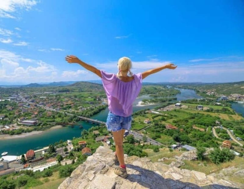 From Tirana: Day Tour to Shkodër City Sights & Rozafa Castle - Entering the City: From Tirana to Shkodër