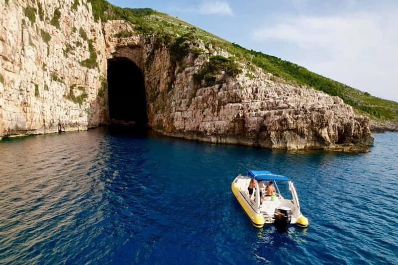 From Tirana/Durres/Golem: Vlora to Karaburun Speed Boat Trip - Relaxing on the Karaburun Peninsula