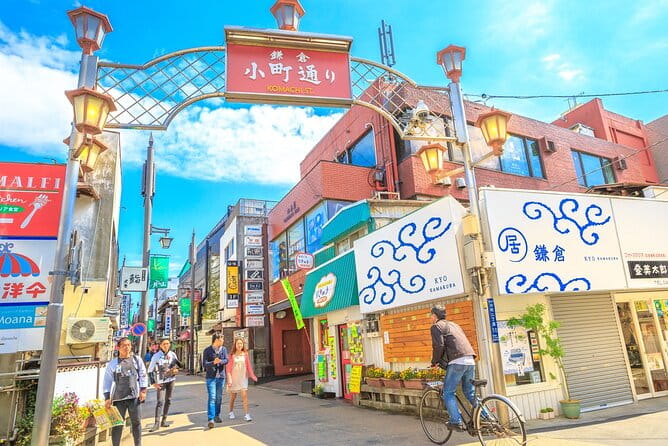 From Tokyo Kamakura, Hachimangu Shrine and Enoshima Full Day Tour - Discovering the Charms of Enoshima