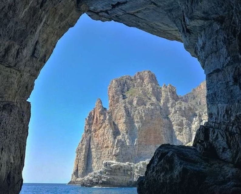 From Trapani: Marettimo Grottos Cruise & Local Food Tastings - The Food Tasting: A Quick Snack, Not a Feast