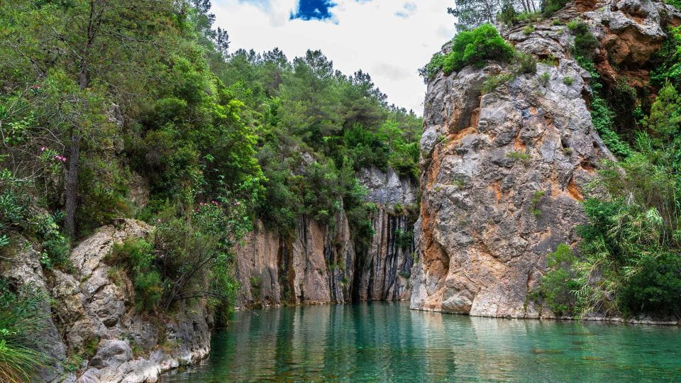 From Valencia: Montanejos Guided Hike With Natural Pools - What to Pack