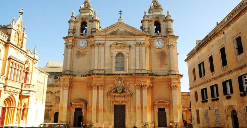 From Valletta: Rabat, Mdina, & San Anton Gardens Tour - Mdina: The Silent, Medieval Jewel